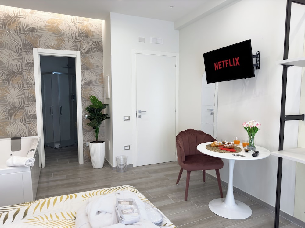 Al Civico 3 Home & Suites