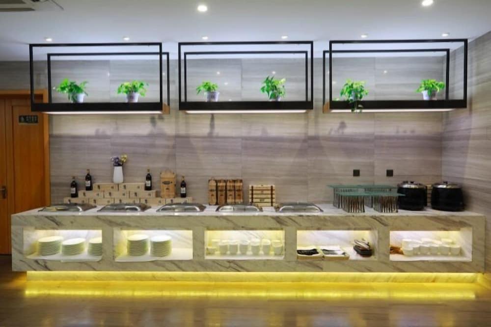 Changchun Jiatai Atour Hotel