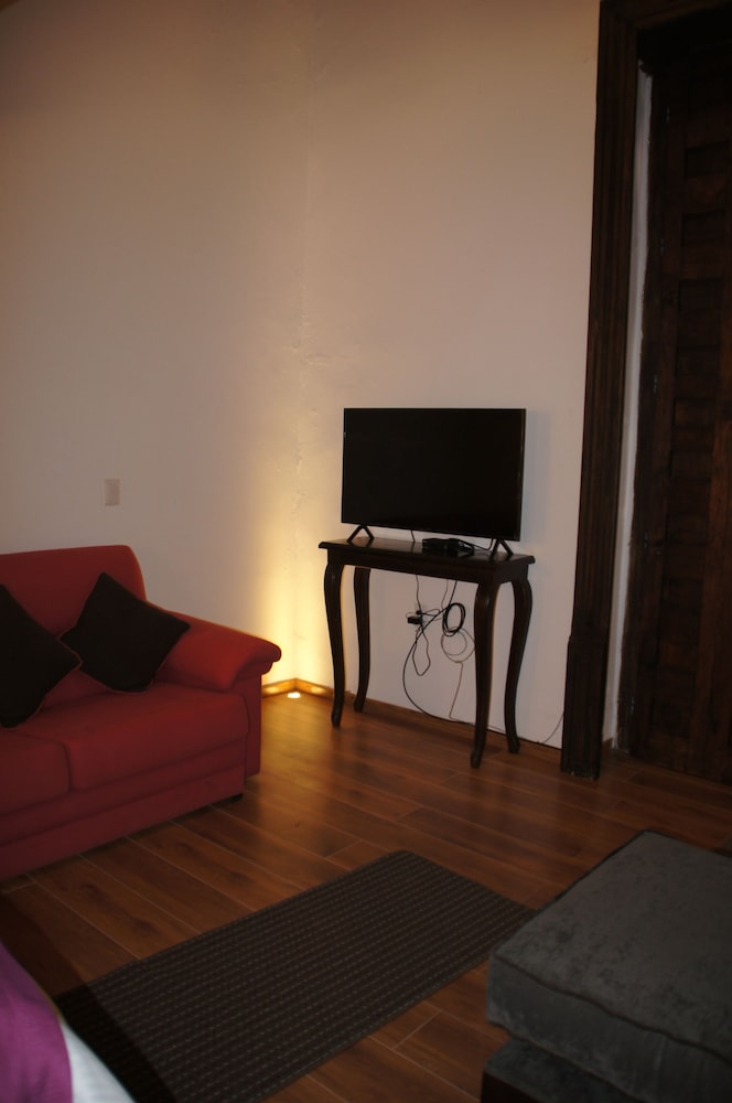 Photo 32