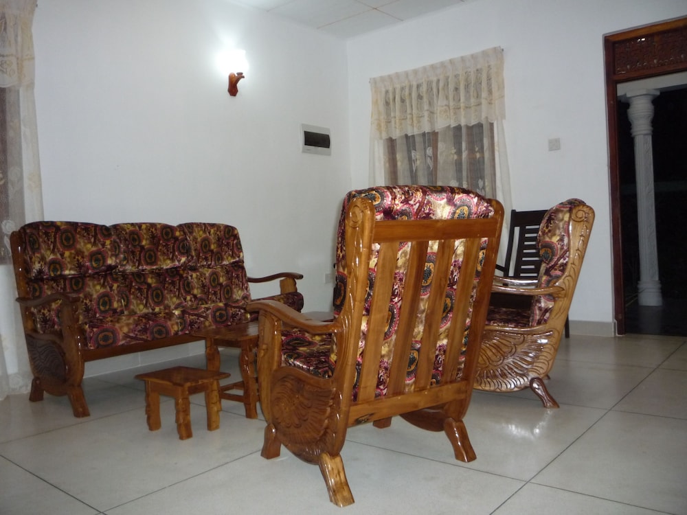 Nest Residence - Hostel view 2