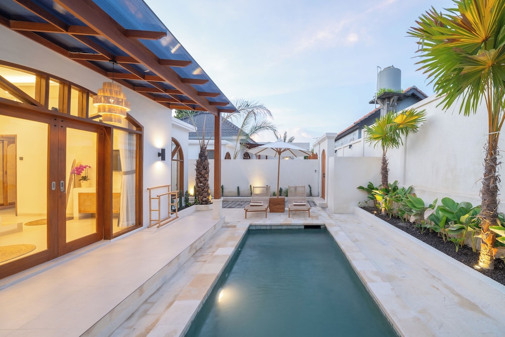 Dianatara Villa Ubud by Dhananjaya Hospitality