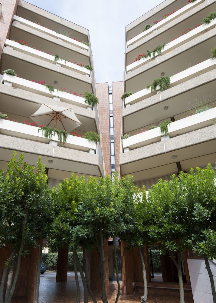 Suites Marilia Apartments