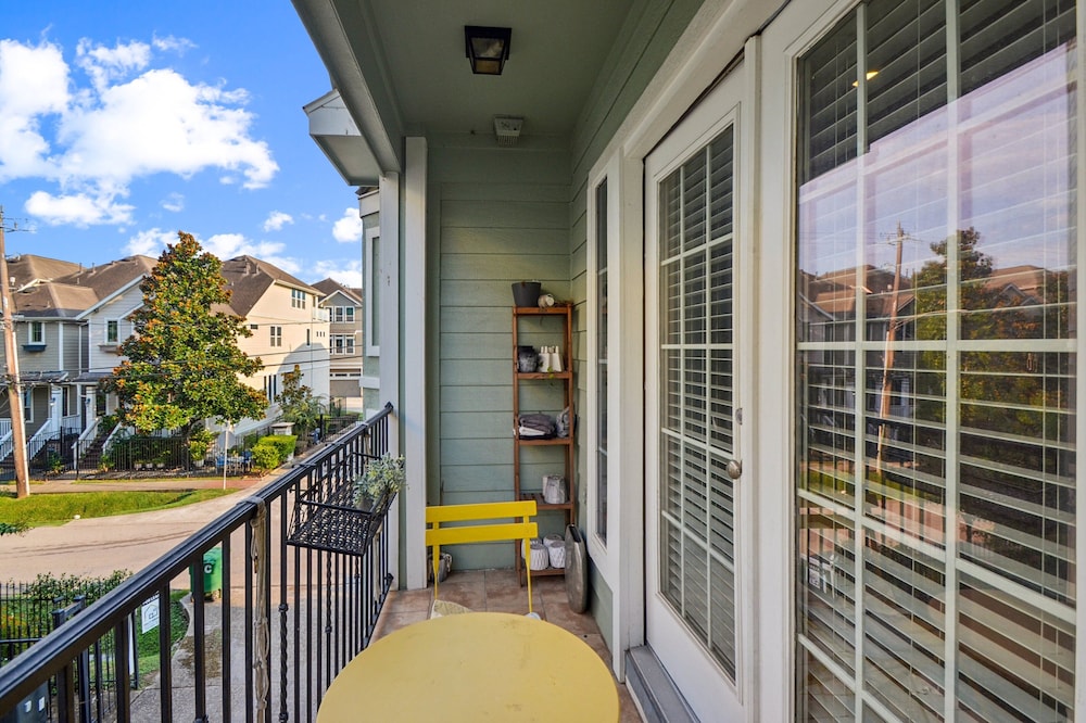 Stylish Houston Heights House 3 Bedroom Townhouse