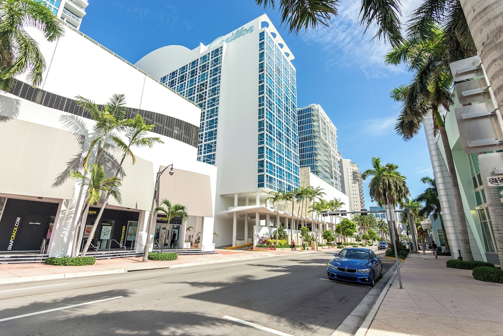 Boutique Apartments Carillon - Image 5