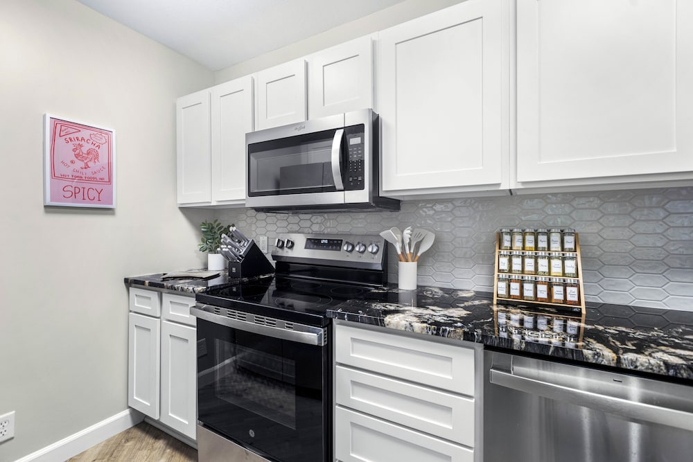 Emerald Bay Oasis Sleeps 6!