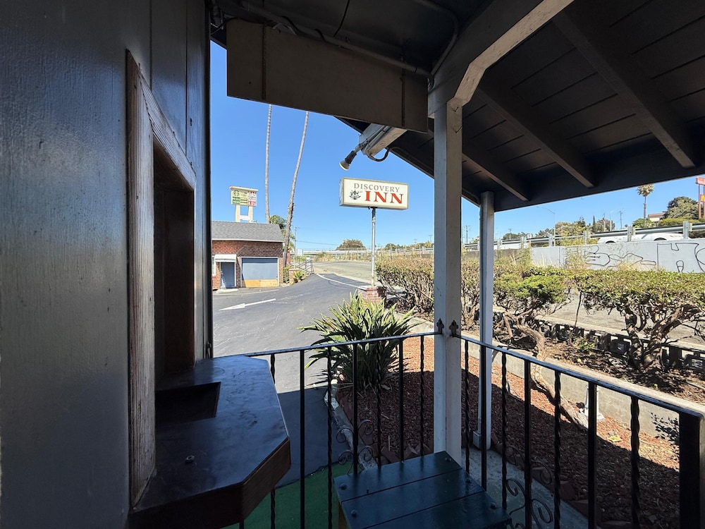 Discovery Inn Near Six Flags Vallejo Napa Valley CA