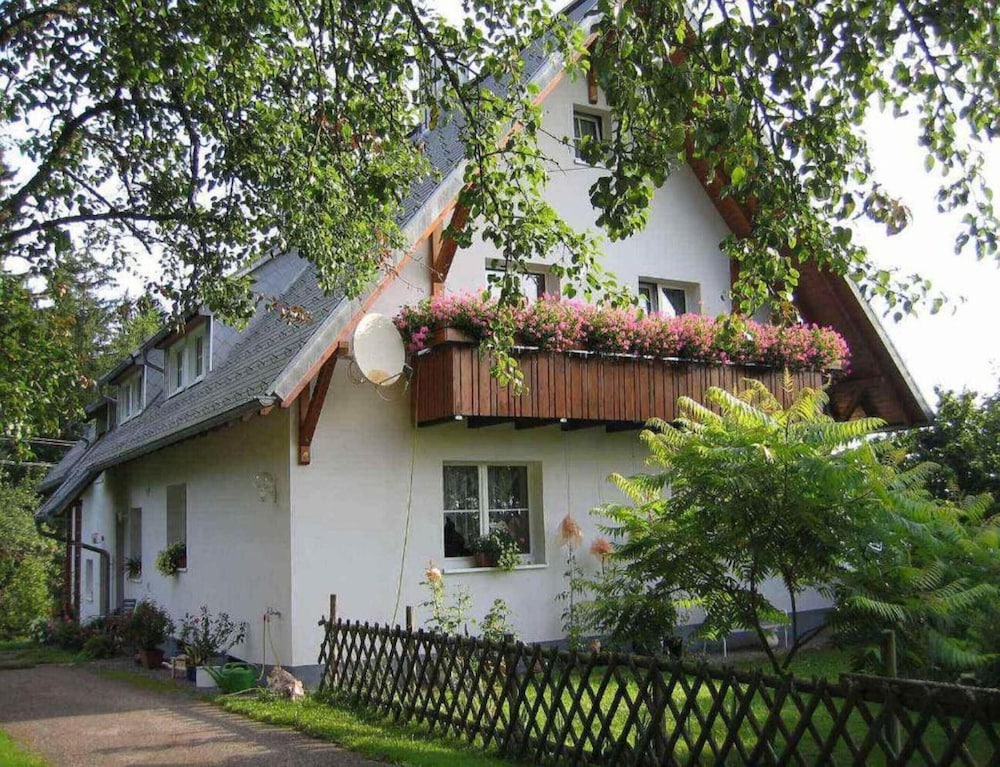 Apartment in Neuendorf Near Achterwasser
