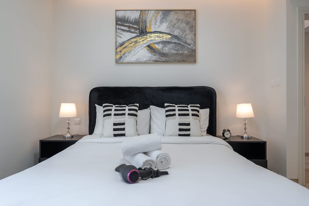 Elegant 1-bedroom Apartment for 2 Near to Burj Khalifa