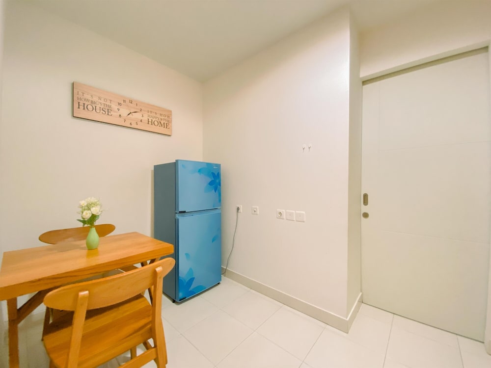 Modern Look 1BR at Sentul Tower Apartment