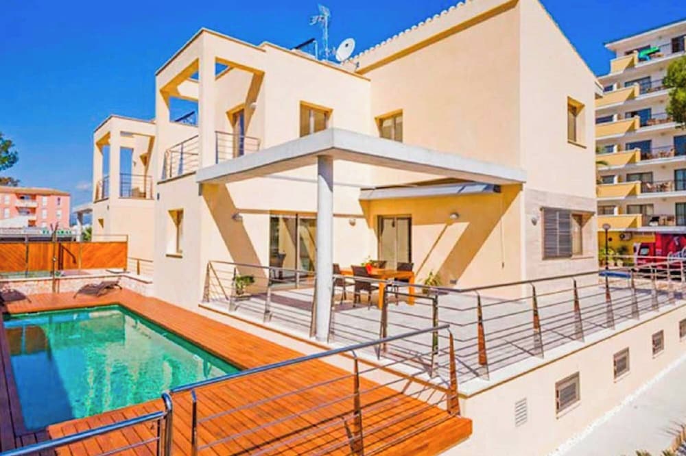 Villa Mediterraneo
