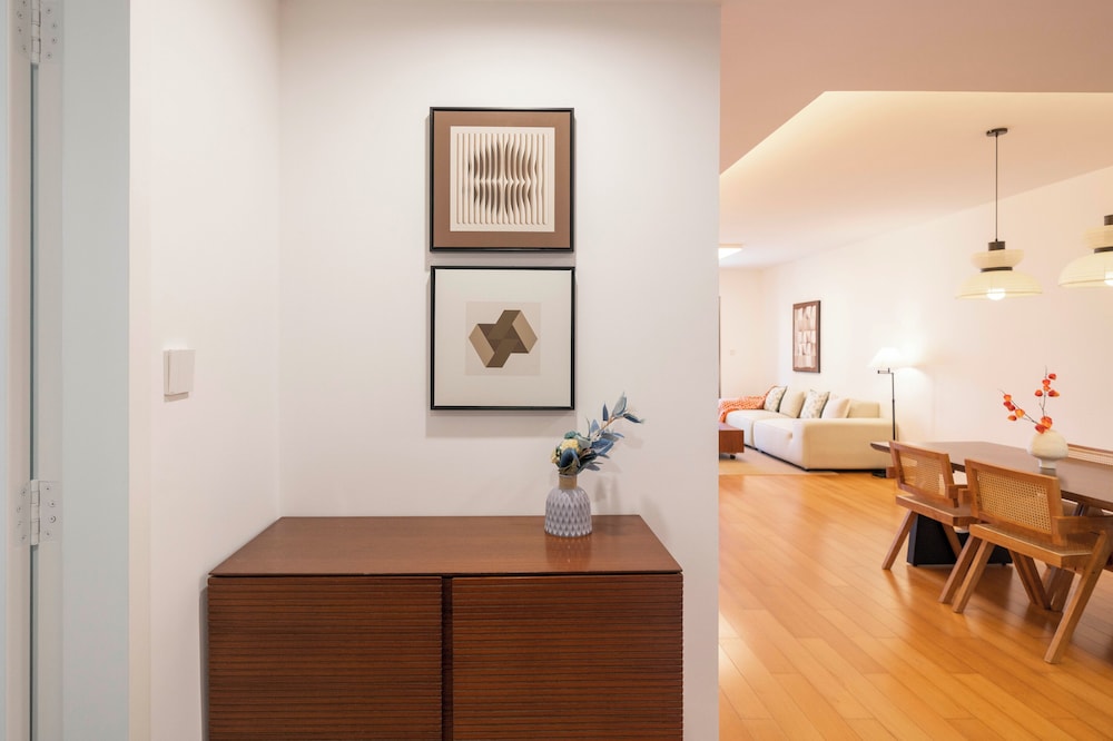 Tyms Elegant 2BR 1BA Apt Yongxin Century