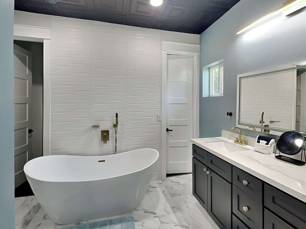 Blue Lagoon by Ryson Vacation Rentals