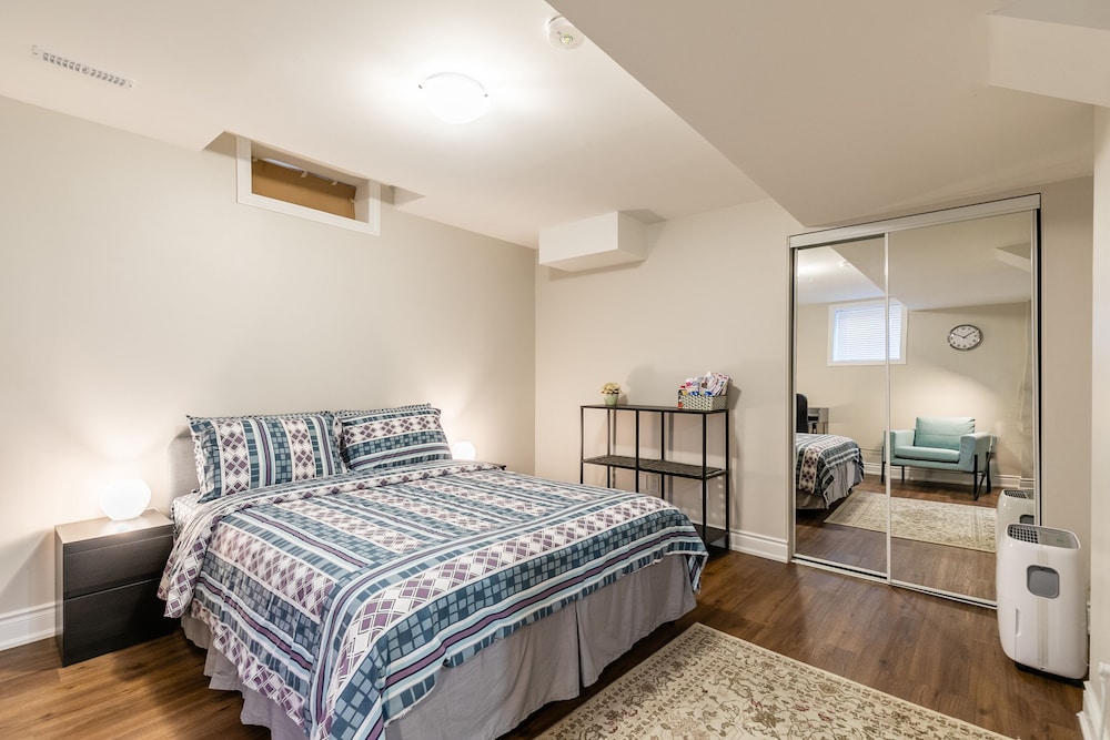 GLOBALSTAY. Modern Family Basement in Mississauga view 2