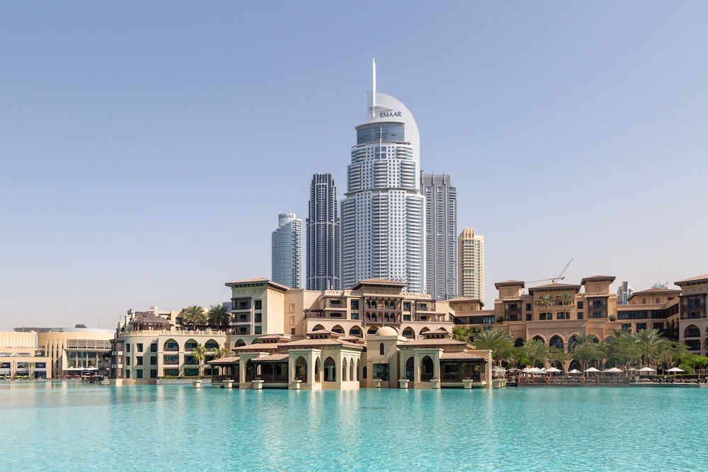 Lavish 2BR With Picturesque Burj Khalifa Views!