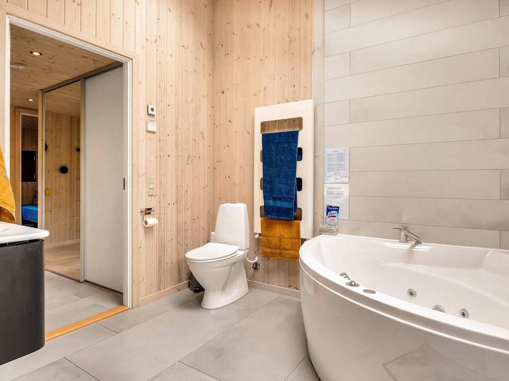 5 Star Holiday Home in Vaeggerlose