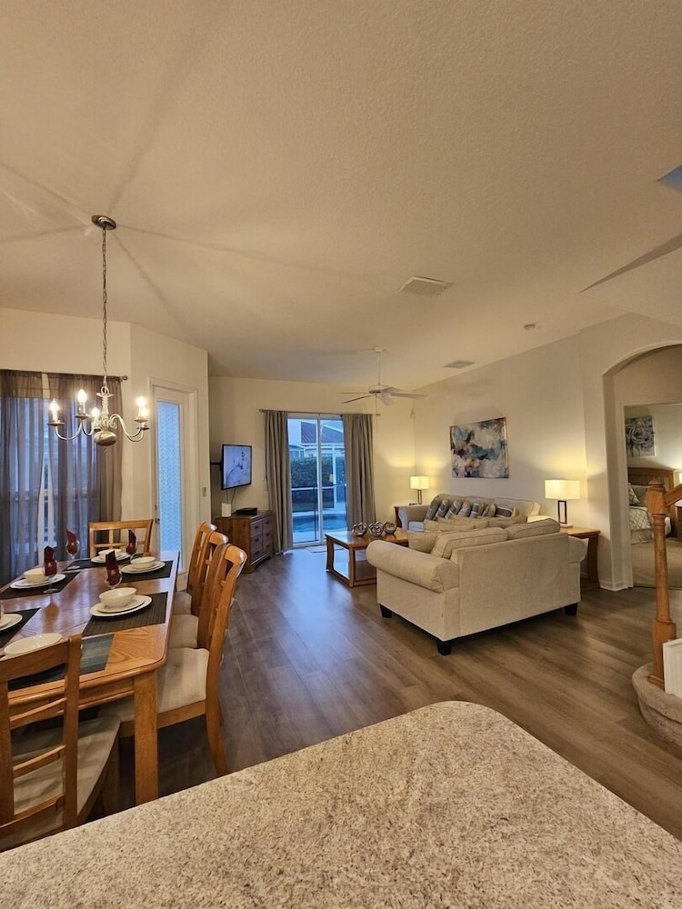 Th211bd Tuscan Hills 4 Bed 4 Bedroom Home