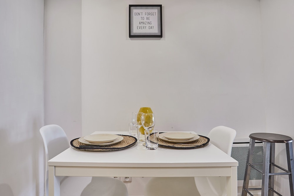 Charming Apartment Center of Paris