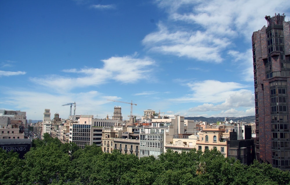 Apartamentos Mayerling Bisbe Urquinaona