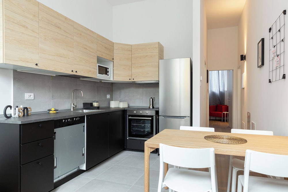 JOIVY Contemporary Apartments