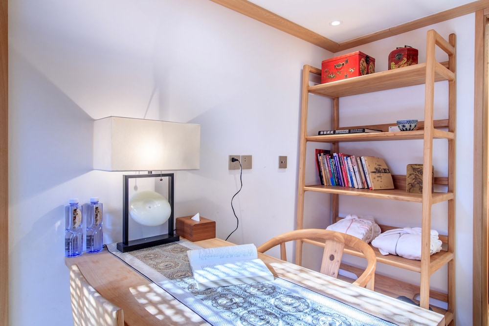 ISVARA Culture Homestay Li Mu Space