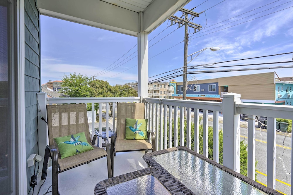 Breezy Wildwood Condo ~ 2 Blocks to Beach!