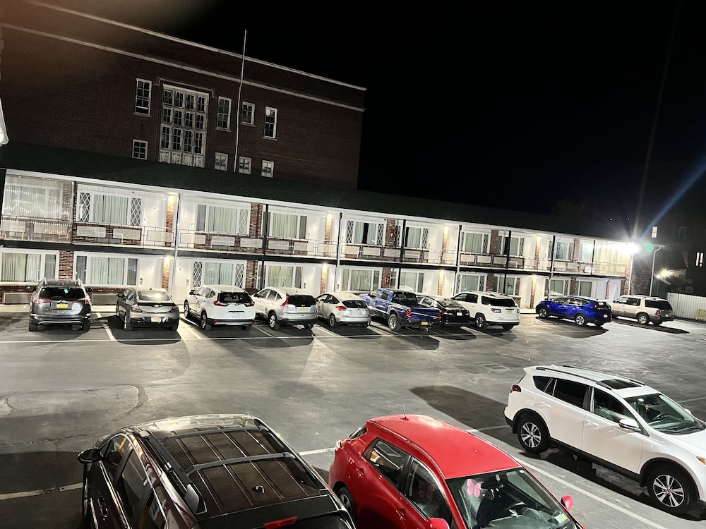 Inn Towne Motel - Property Image 4