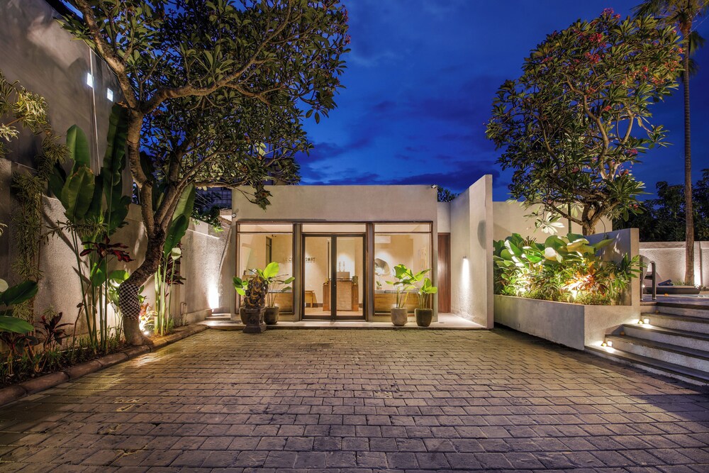 Le Ciello Resort Canggu Batu Bolong