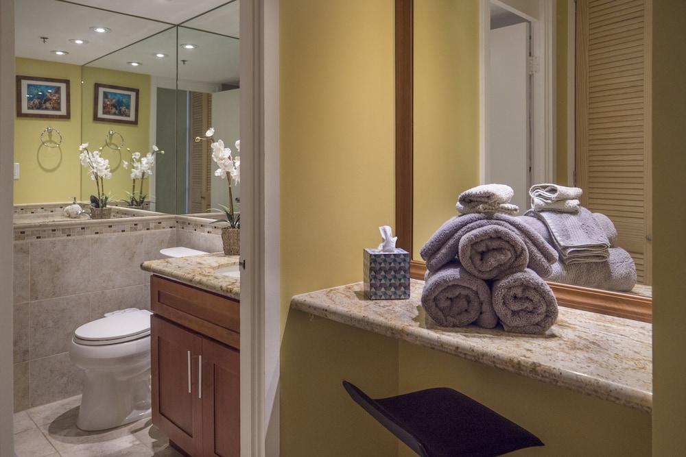 Tropical Studios at Marine Surf Waikiki
