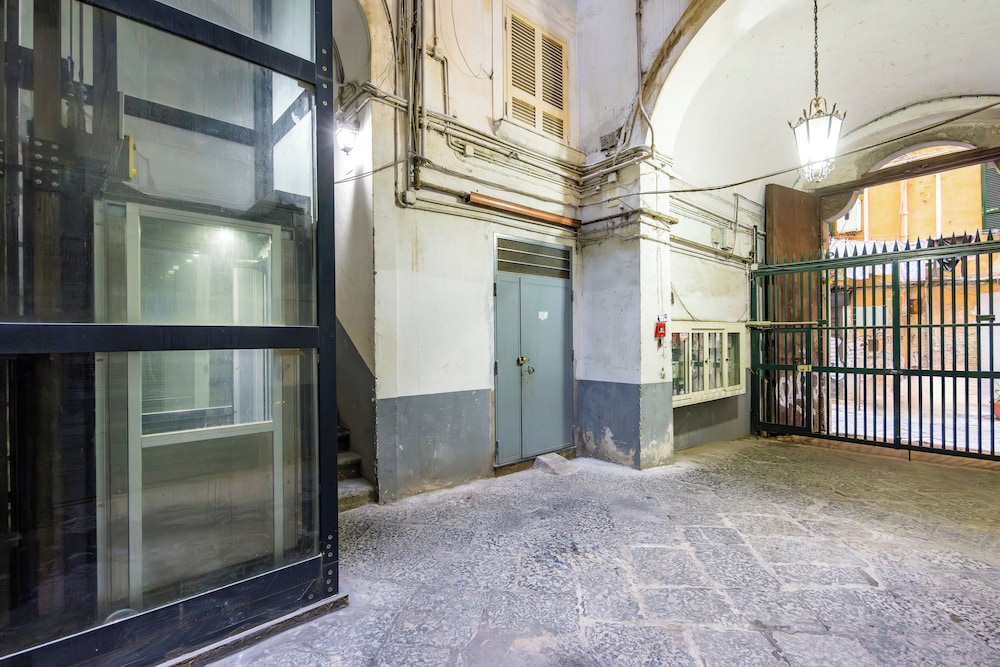 Modern Family Spacious Apartment Near Toledo
