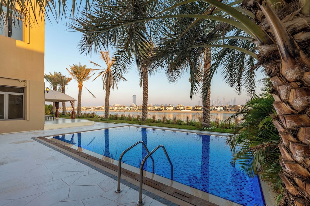 Maison Privee - Exclusive Villa w/ Private Pool, Garden and Beach