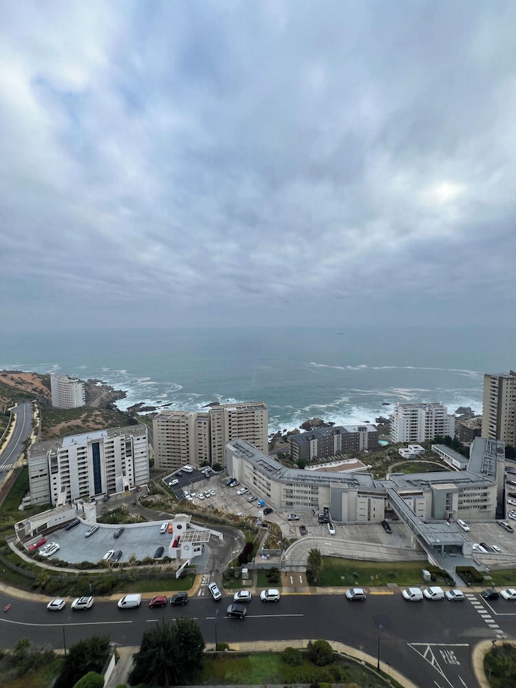 Oceana Suites Geomar II