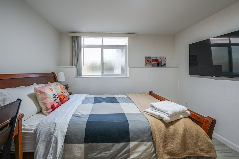San Francisco Apartment ~ 5 Mi to Downtown! photo 3