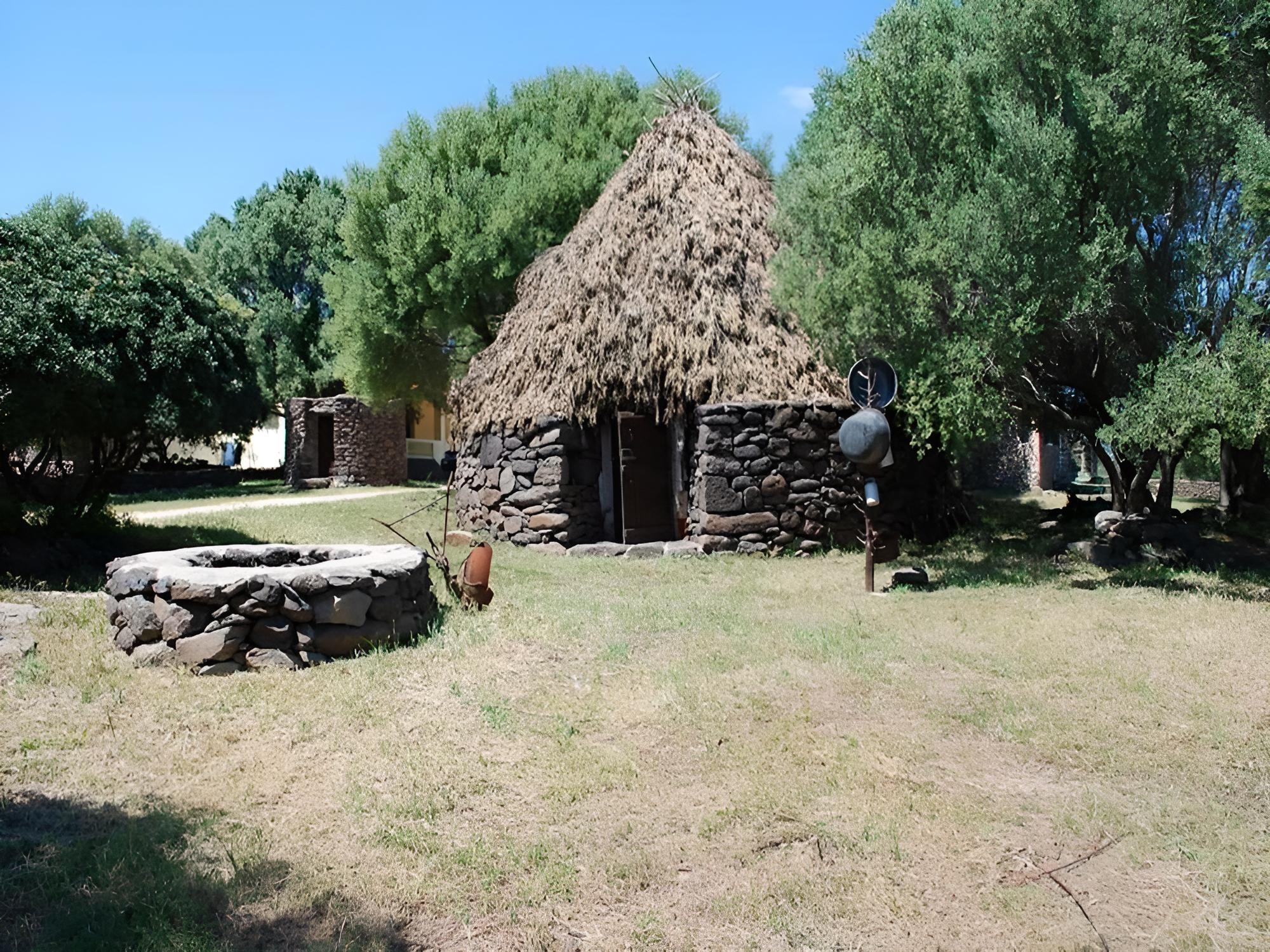 Agriturismo Gulunie a 800 mt dal mare