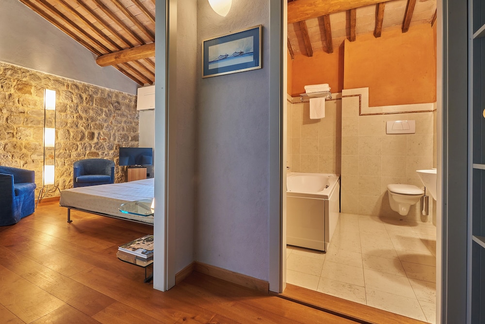 La Gazzara Castell'In Villa