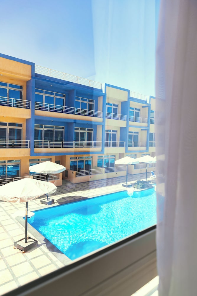 Hostmark aqua vista