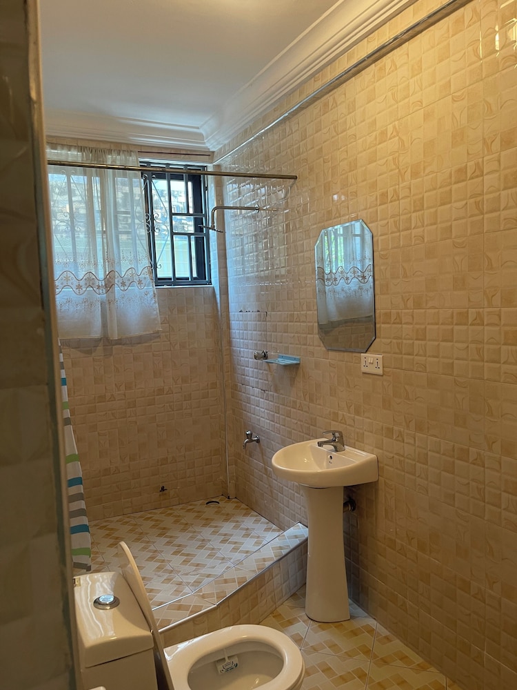 CRL Apartment 2, photo 11