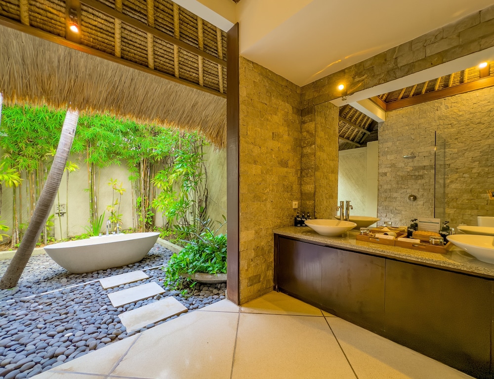 Villa Bugis Abimanyu Seminyak