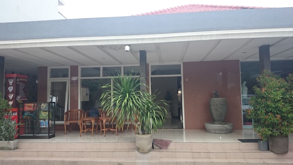 Hotel Catur Warga