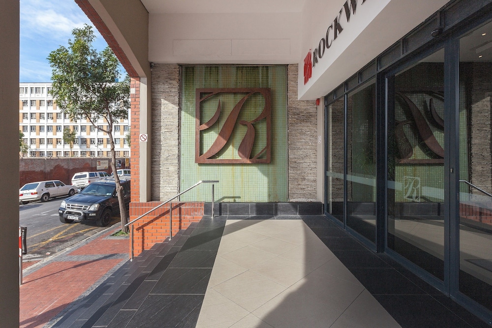 Rockwell Apartments by CTHA
