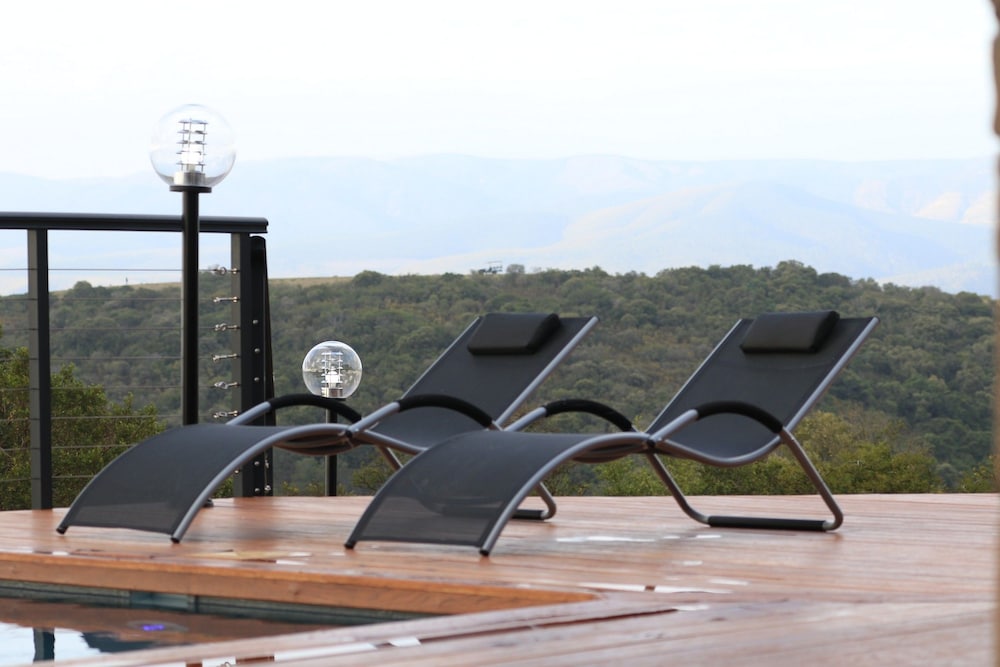 Intle Game Lodge
