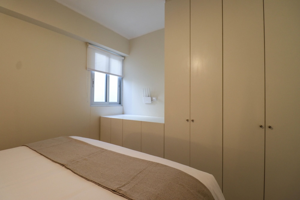 w Breathtaking 2BR With Balcony in Miraflores