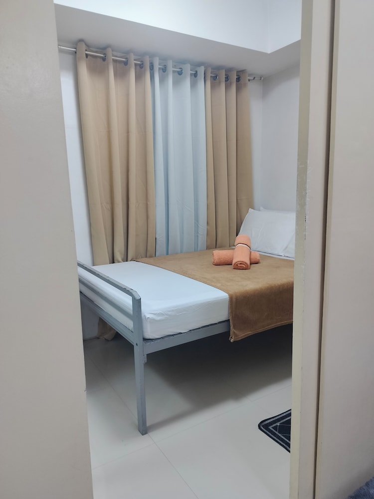 Tum's Mplace Staycation 5th Floor Tower A