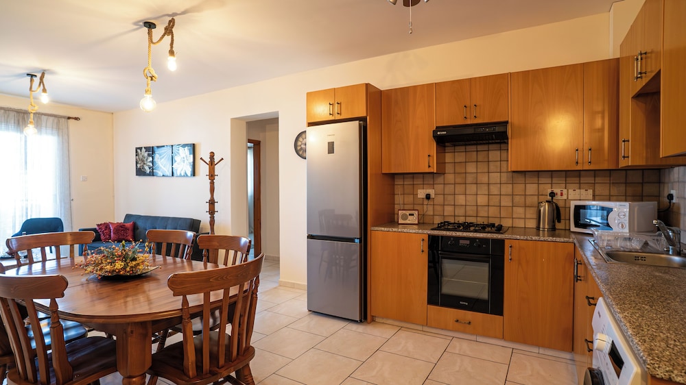 Sunrise 2 Bedroom Paralimni - Newly Furnished