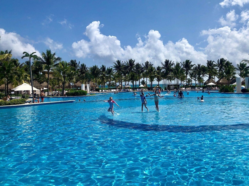 2BDMaster Grand Luxxe Villa Riviera Maya