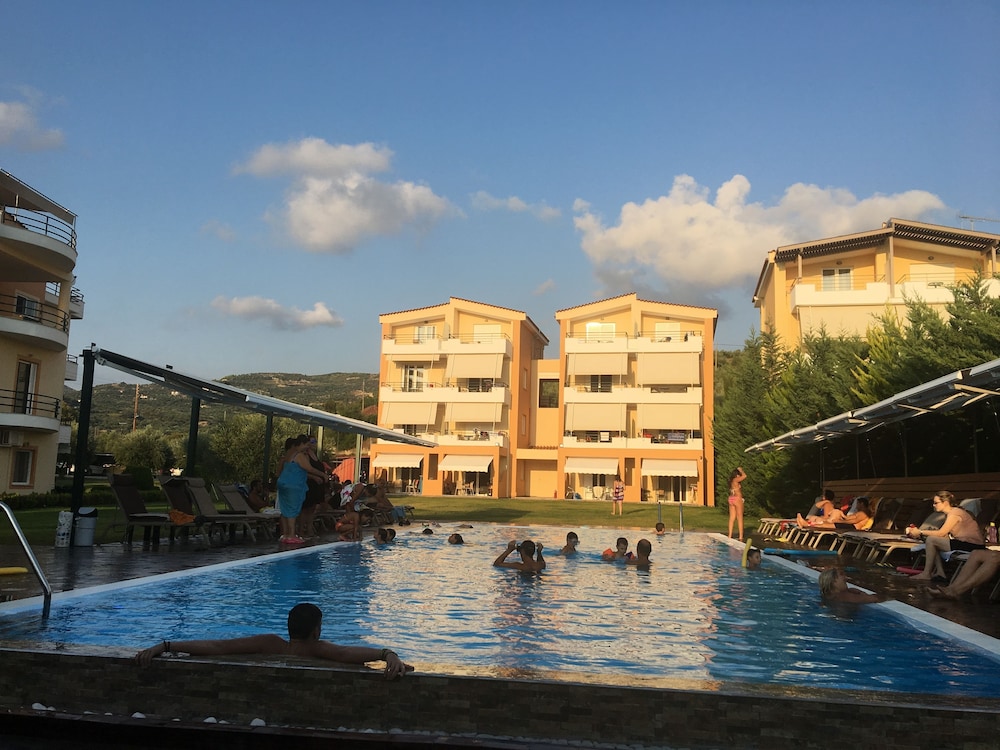 Anilio Plaza