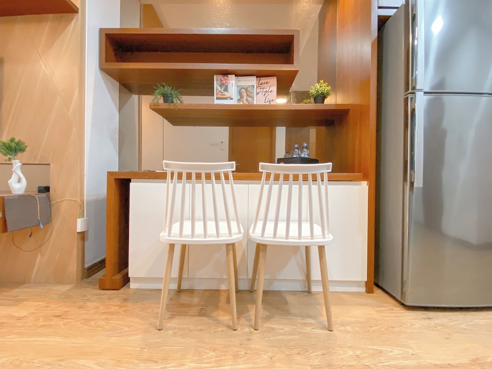 Great Choice 1Br Apartment At Green Bay Condominium
