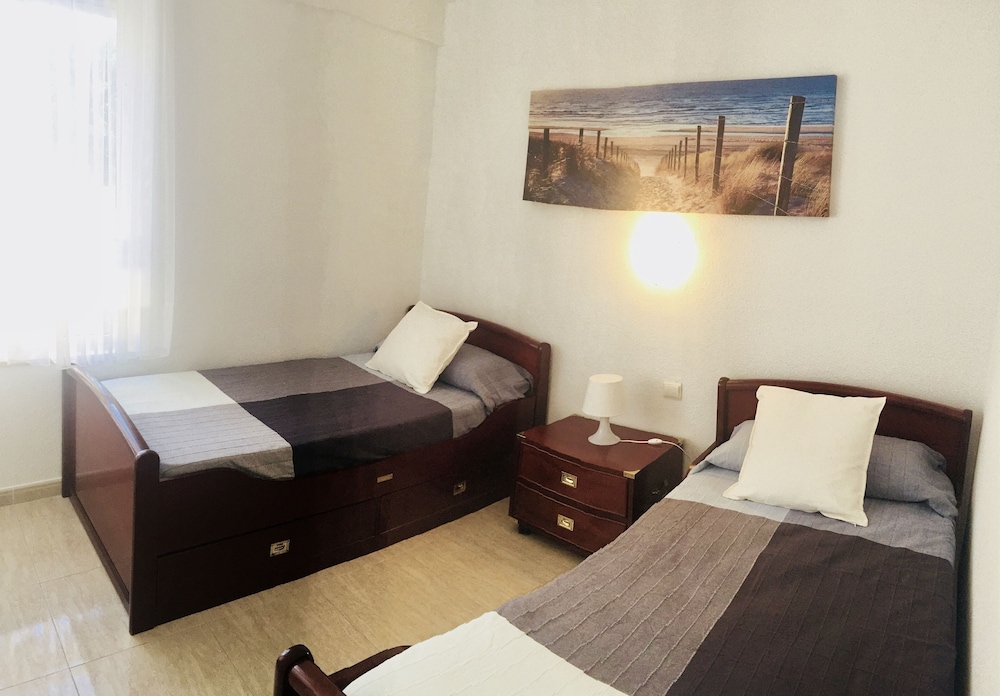 Playamar - Exclusive Beach Apartment With Pool, Tennis and Wifi photo 3