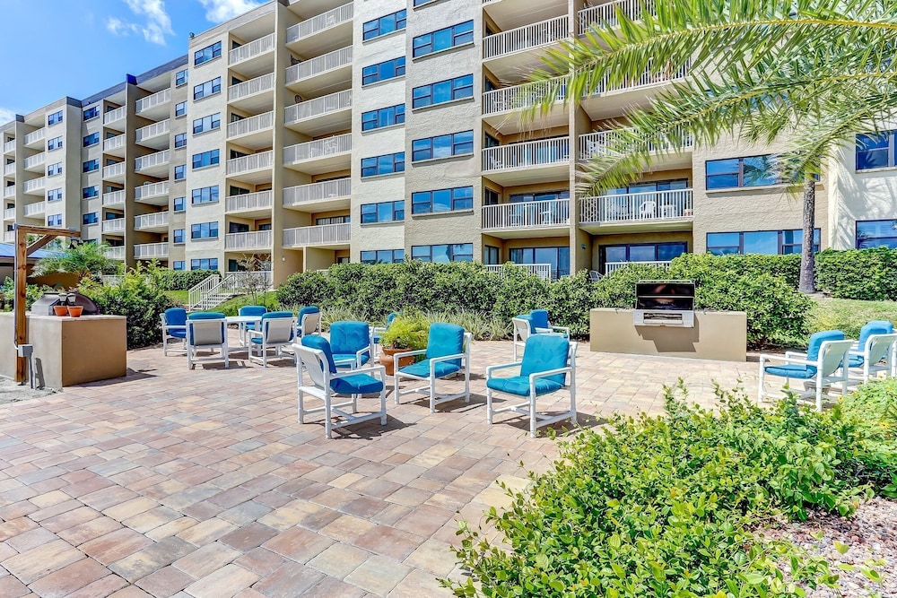 Amelia By The Sea 335 2 Bedroom Condo