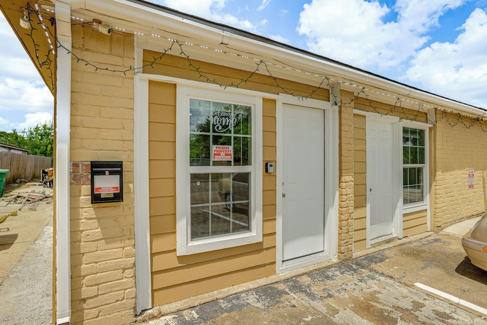 Suburban Home By Arthur Storey Park & HCA Houston!