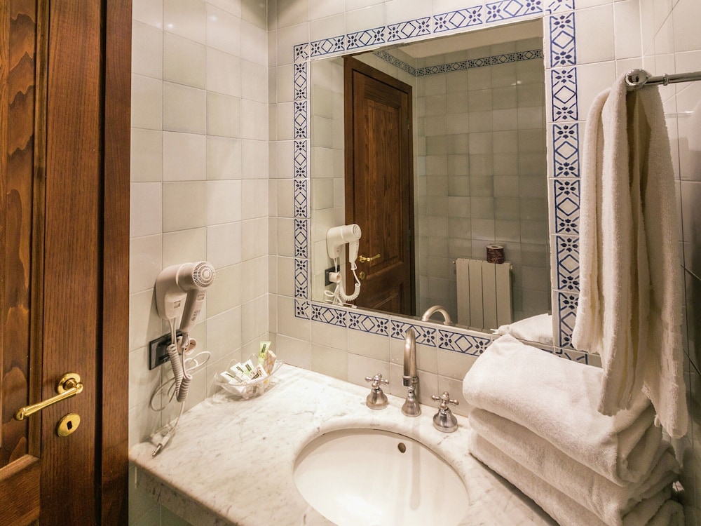 Holiday Home Near Sienna in the Hills, Swimming Pool and Garden view 5